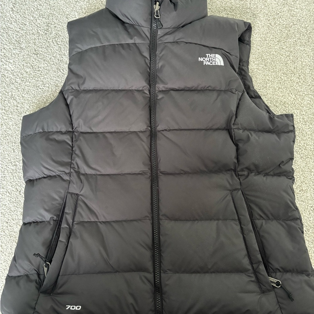 The North Face Women's Black Puffer Vest